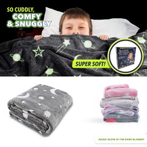 magic-glow-dark-blanket-1